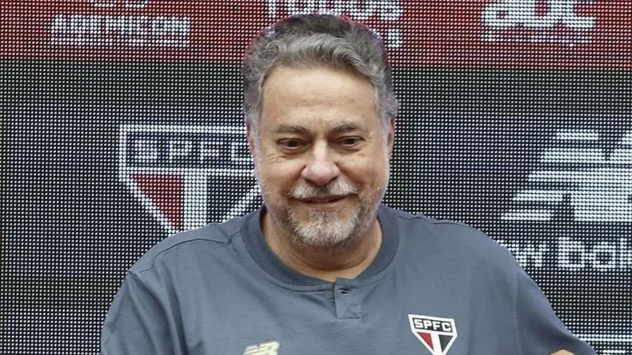 Julio Casares lida com denúncias graves no São Paulo