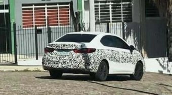 Honda City renovado é visto no Brasil e confirma lançamento