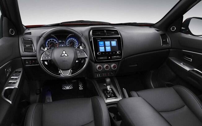 Mitsubishi ASX 2020 teve apenas a inclusão de uma nova central multimídia entre as mudanças adotadas por dentro