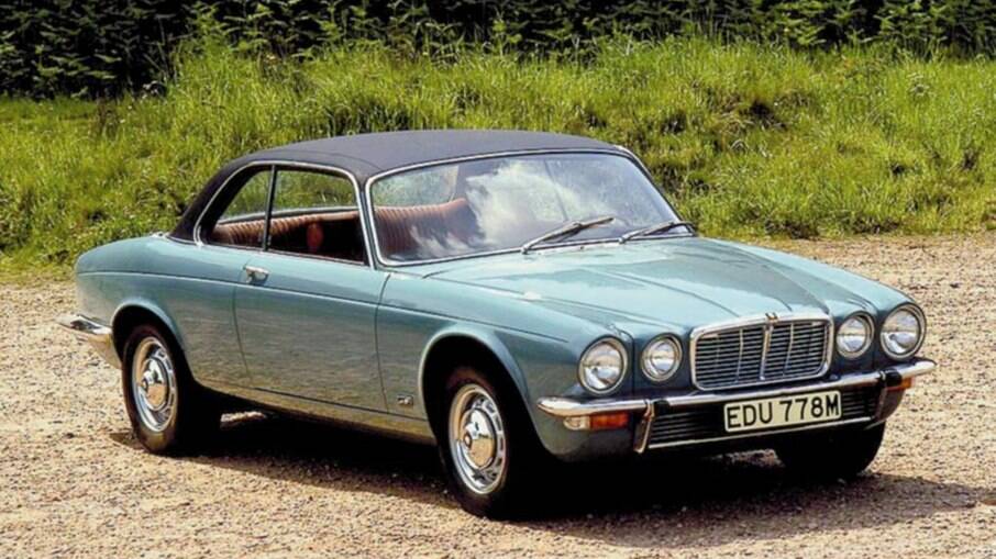 Jaguar XJ também teve versão cupê, o que dava certa esportividade ao modelo inglês