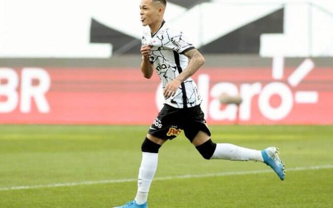 Adson supera marcas de Pedrinho e Malcom em sua primeira temporada pelo Corinthians Adson supera marcas de Pedrinho e Malcom em sua primeira temporada pelo Corinthians