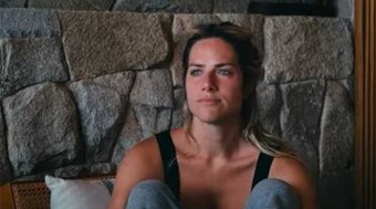 Gio Ewbank anuncia pausa do podcast e fala de saúde mental