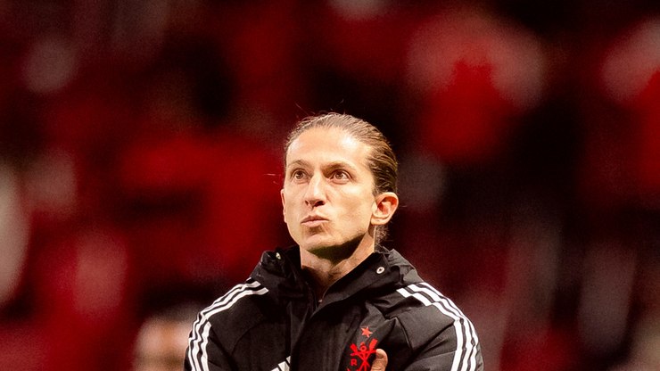 Um ano de Filipe Luís: marca de Jorge Jesus, conflitos e 3 taças