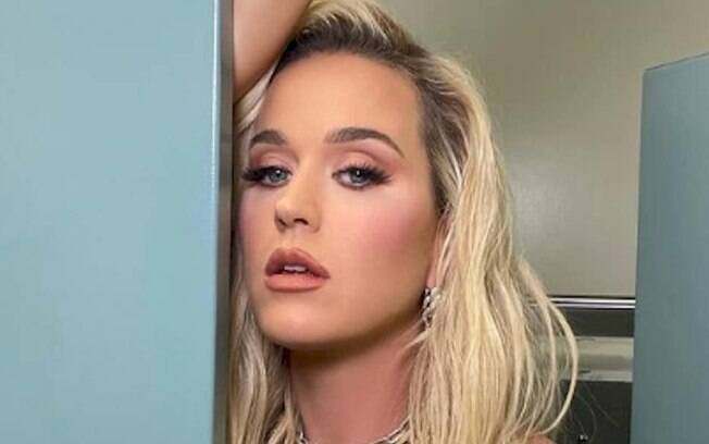 Katy Perry se sente velha em relação a ser referência a novos artistas