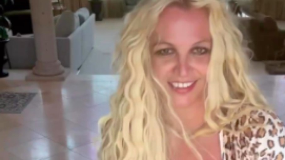 Britney Spears disse estar fazendo a dieta da água