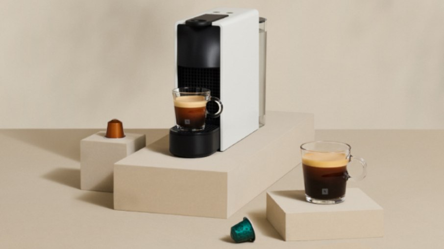 Essenza Mini é compatível com cápsulas das linhas Nespresso Essenza Mini é compatível com cápsulas das linhas Nespresso