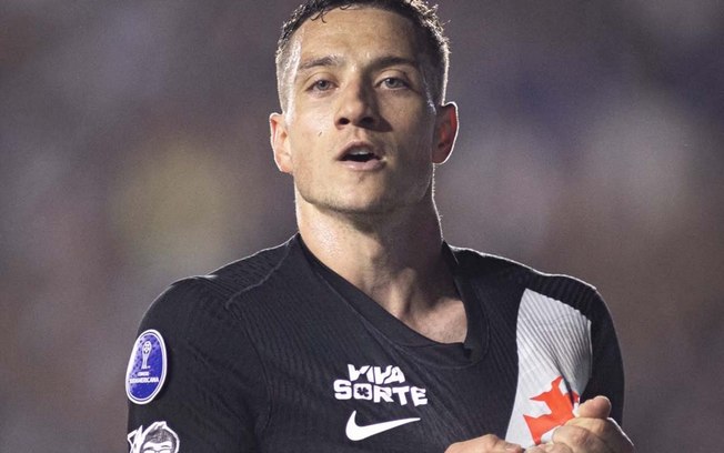 Bruno Duarte abriu o placar para o Gigante da Colina