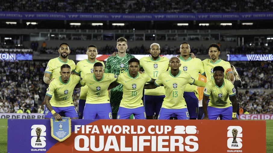 Seleção Brasileira titular para o duelo contra a Argentina, naquela ocasião