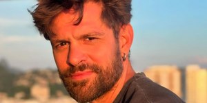 Alejandro Claveaux alerta sobre golpe após ter celular roubado