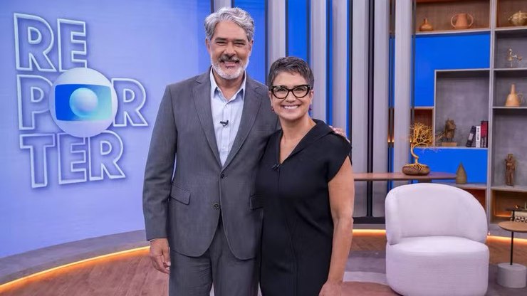 William Bonner dá show de simpatia no novo Globo Repórter