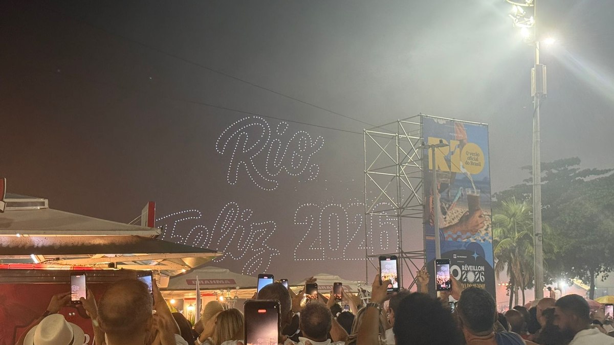 Show de Alok tem espetáculo com drones Show de Alok tem espetáculo com drones