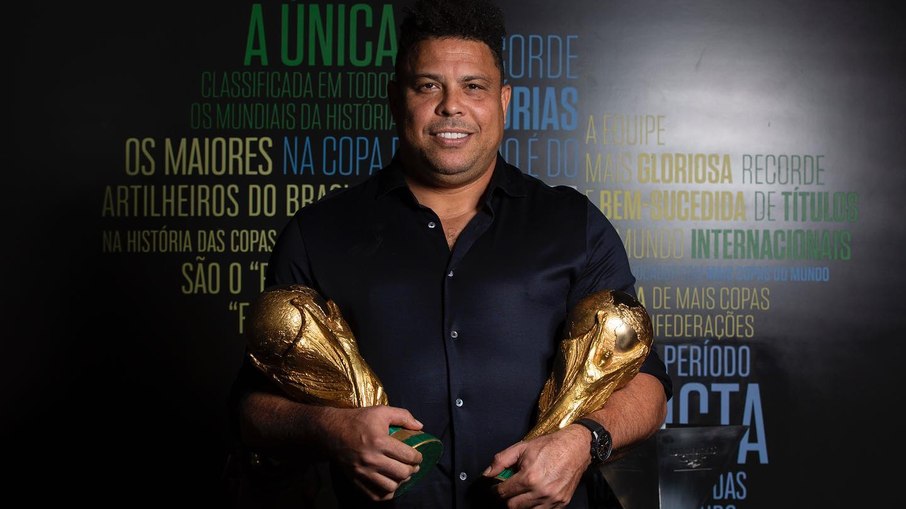 Ronaldo Fenômeno escalou 'seleção dos sonhos' com Messi e Cristiano Ronaldo