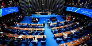 Congresso promulga PEC que acaba com escala 6x1; veja regras