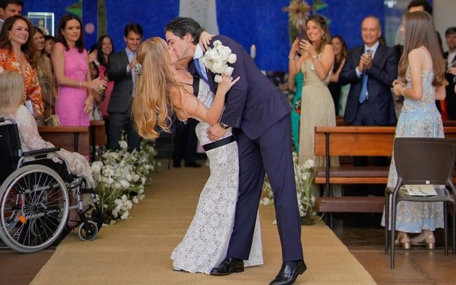 Giovanna Adriano e Rodrigo Vieira fazem casamento intimista em Brasília