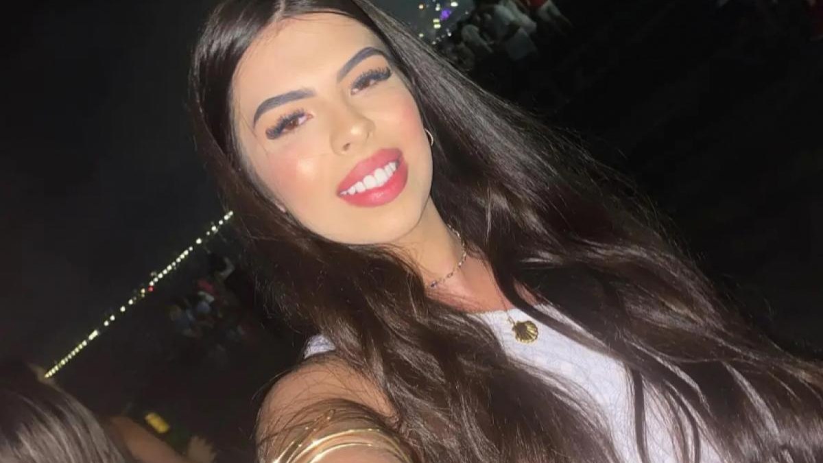 Ana Júlia Jacinto, de 22 anos, não resistiu aos ferimentos Ana Júlia Jacinto, de 22 anos, não resistiu aos ferimentos