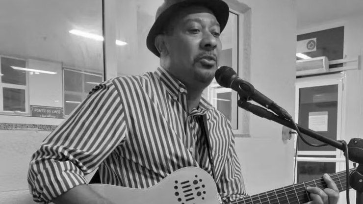 Ex-integrante do Molejo, Willian Araújo morre aos 60 anos