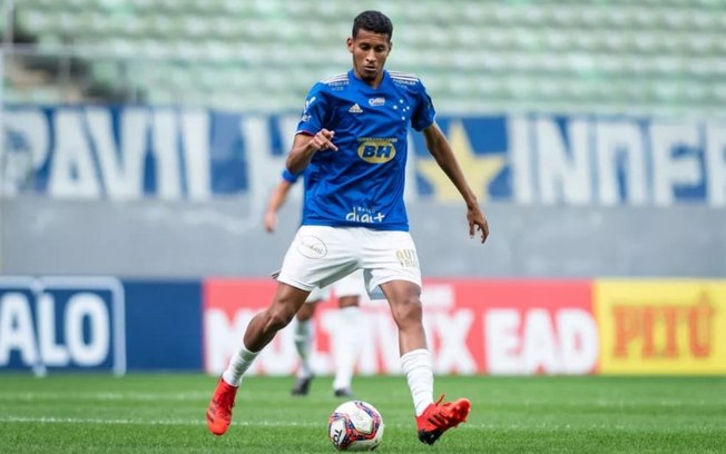 Cruzeiro libera volante e zagueiro para clube de Portugal