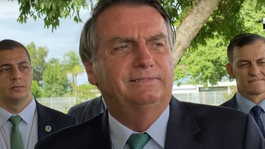 Jair Bolsonaro defendeu a venda de autotestes em farmácias