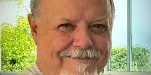 Morre o ator Roney Facchini, aos 73 anos
