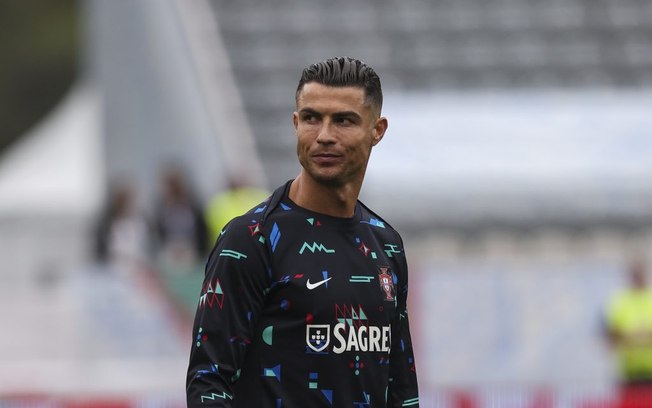 Cristiano Ronaldo fica no banco e Portugal perde para a Cróacia em amistoso pré-Eurocopa Cristiano Ronaldo fica no banco e Portugal perde para a Cróacia em amistoso pré-Eurocopa