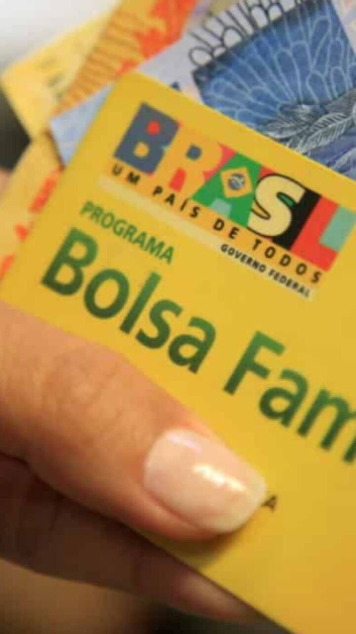 Auxílio Brasil X Bolsa Família: compare os programas, Economia