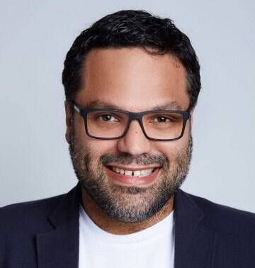 Testemunha ocular da chegada da internet no Brasil: em 1995 acompanhou a transformação dos BBS (a rede antecessora da internet) nos primeiros provedores discados e desde então atua na operação e engenharia de operadoras de telecomunicações, provedores, CDN e mitigação DDoS. Com passagens pela BRASnet, UFMG, Grupo Bandeirantes, atualmente é diretor de tecnologia na Sage Networks e mantém um canal sobre a infraestrutura da internet no YouTube.