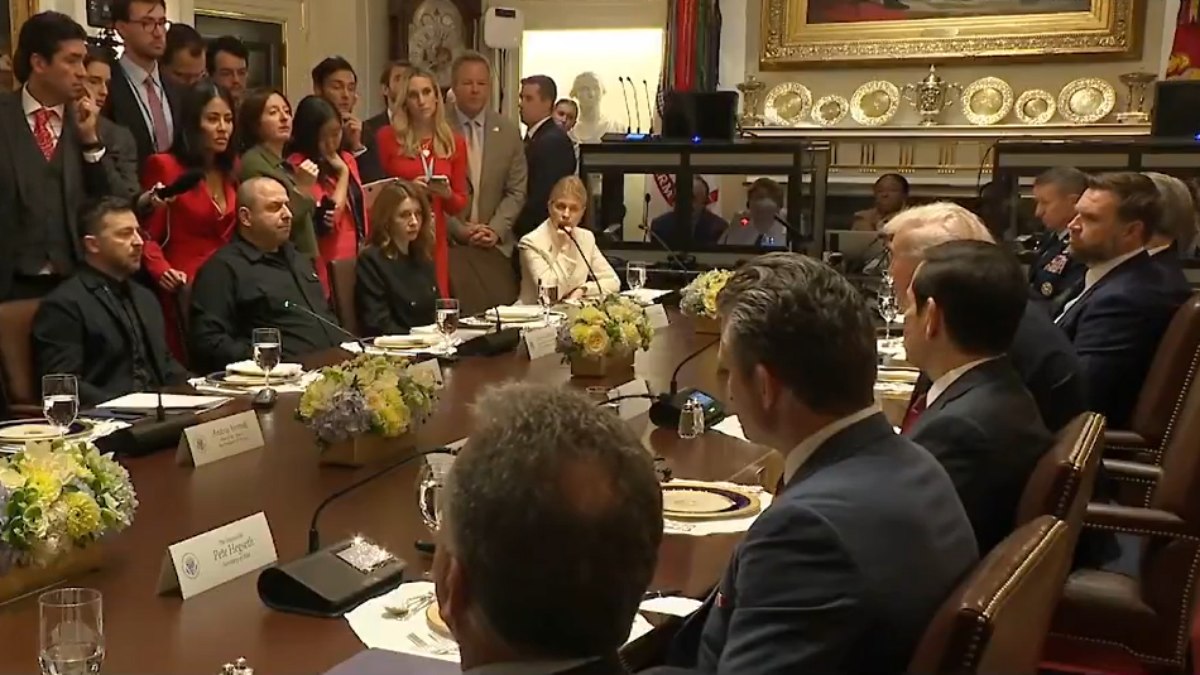 Trump conversou com Zelensky Trump conversou com Zelensky