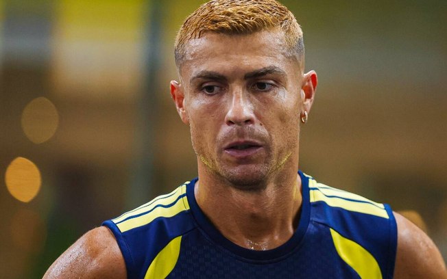 Cristiano Ronaldo no seu primeiro treino com o restante do elenco do Al-Nassr após a Copa do Mundo Cristiano Ronaldo no seu primeiro treino com o restante do elenco do Al-Nassr após a Copa do Mundo