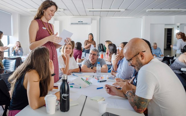 IA no trabalho exige novas capacidades humanas