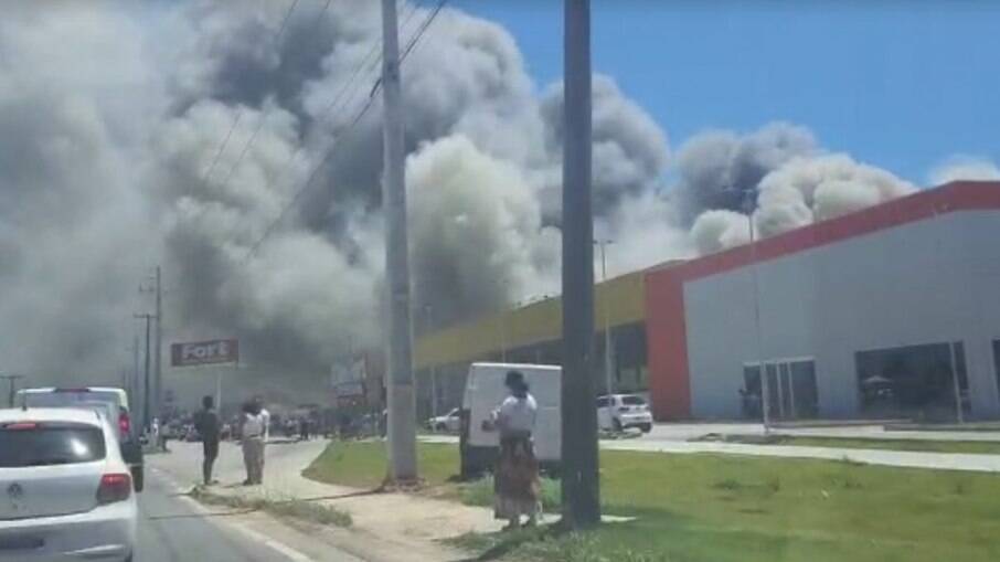 Incêndio no Supermercado Fort Atacadista