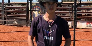 Peão morre após cair de touro em rodeio de Goiás aos 18 anos