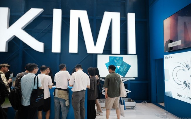 Com desempenho que rivaliza com modelos americanos e custos mais baixo, Kimi K3 colocou a chinesa Moonshot AI no centro da corrida global de inteligência artificial.