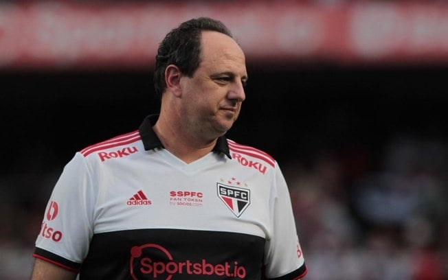 Craque Neto, sobre Rogério Ceni: 'Se não fosse ídolo, São Paulo já teria mandado embora'