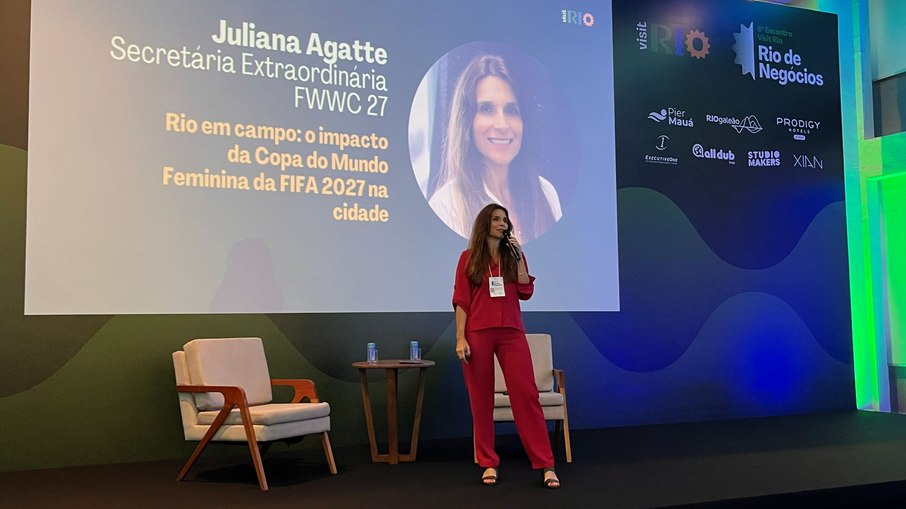 Secretária Extraordinária para a Copa do Mundo de Futebol Feminino - Juliana Agatte Secretária Extraordinária para a Copa do Mundo de Futebol Feminino - Juliana Agatte