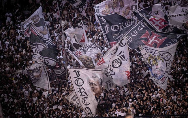Vasco enfrentará o Vitória, pela Copa do Brasil, em São Januário Vasco enfrentará o Vitória, pela Copa do Brasil, em São Januário