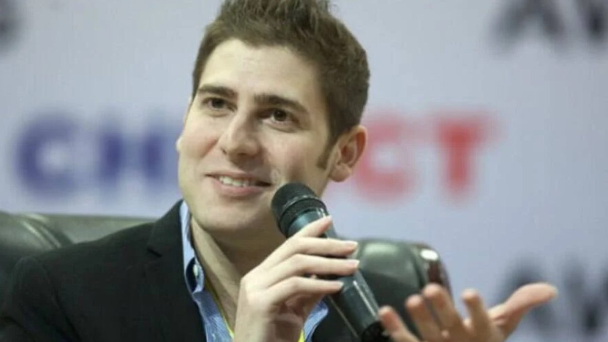 Eduardo Saverin, cofundador do Facebook tem 42 anos