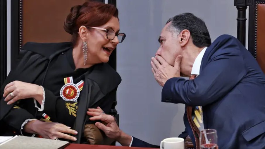 Maria Elizabeth Rocha é um dos nomes mais fortes para ocupar a vaga de Barroso Maria Elizabeth Rocha é um dos nomes mais fortes para ocupar a vaga de Barroso