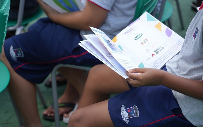 Projeto literário mobiliza 1,6 mil alunos da rede pública