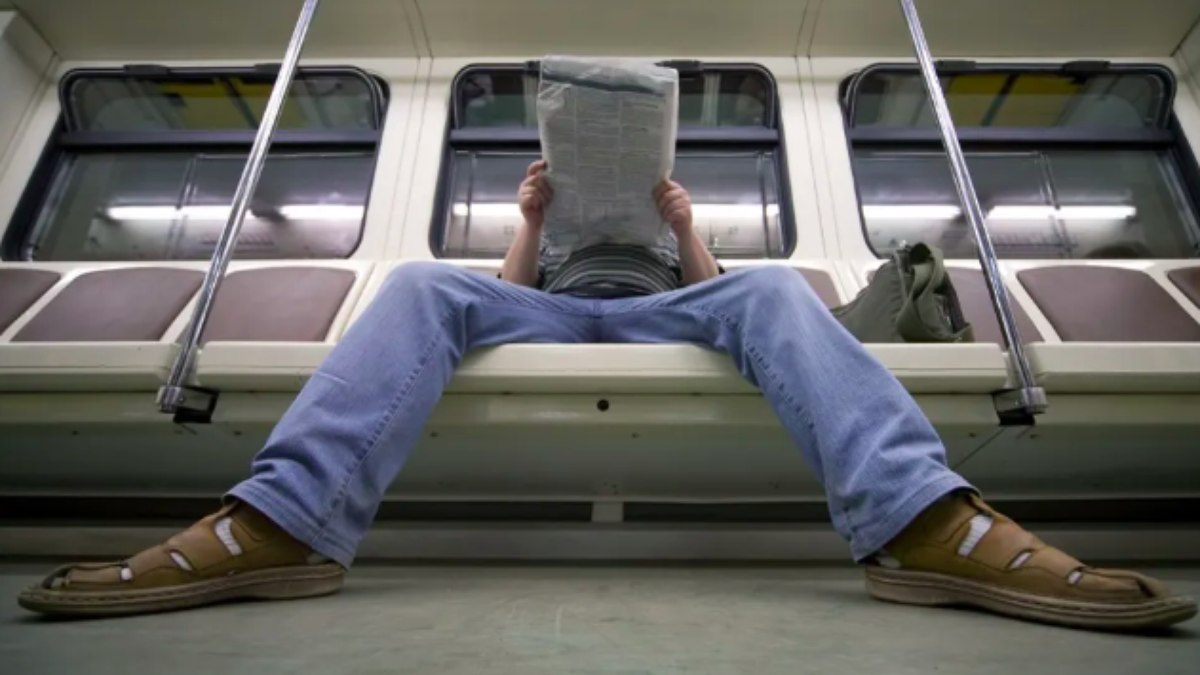 Manspreading: uma expressão do machismo cotidiano