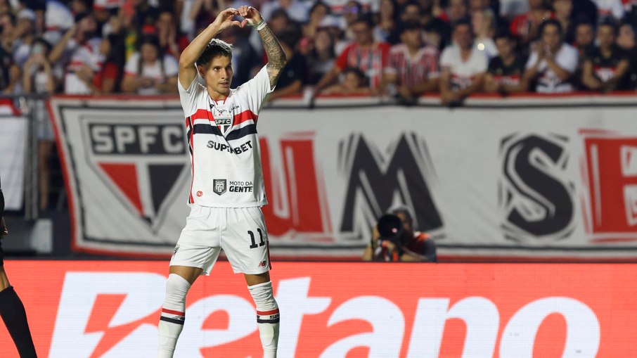 Ferreirinha fez três gols na goleada do São Paulo em cima do Cruzeiro