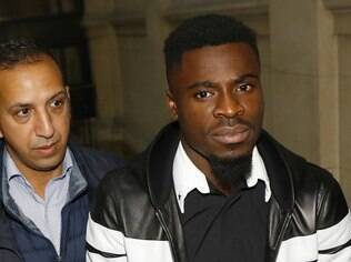 Serge Aurier foi condenado a dois meses de prisão