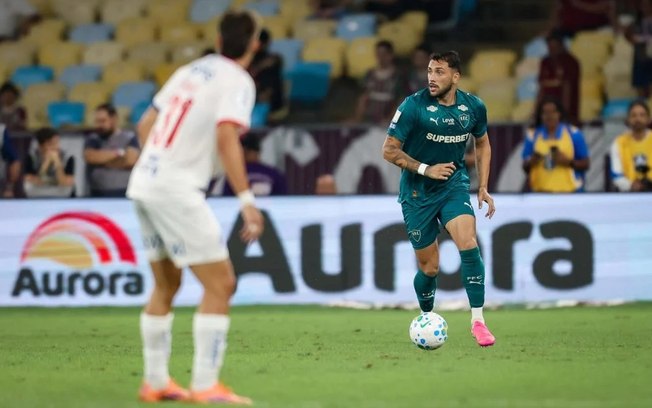 Freytes se recuperou de um edema ósseo no tornozelo direito