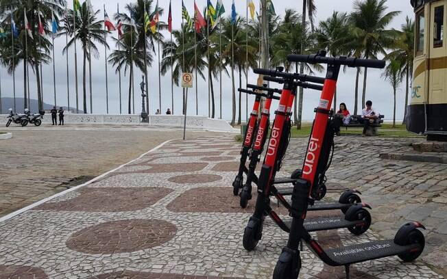 Santos, no litoral paulista é a primeira cidade do País a receber os patinetes elétricos da Uber
