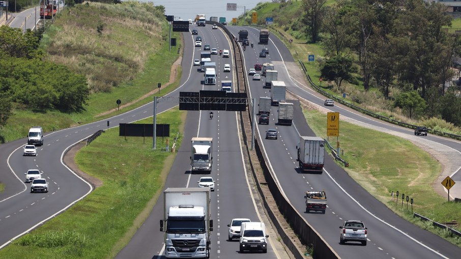 Rodovia Anhanguera (SP-330) Rodovia Anhanguera (SP-330)