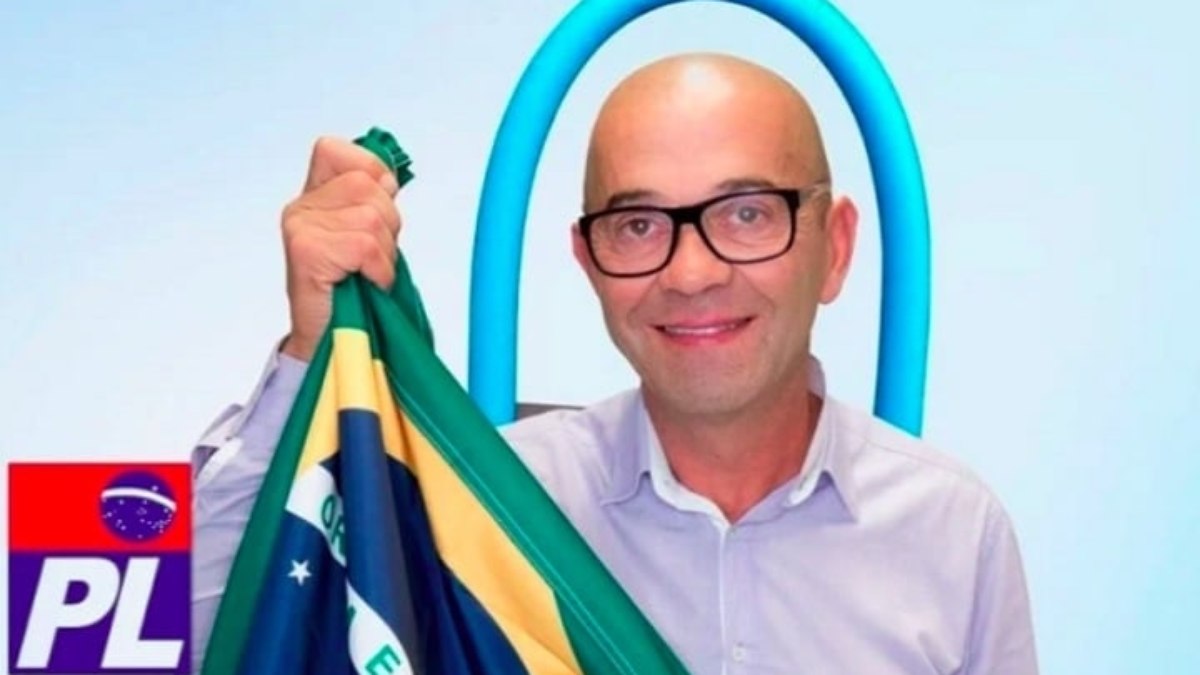 Conhecido como 'Tiu França', Francisco Wanderley Luiz concorreu ao cargo de vereador pelo partido PL nas eleições municipais de Santa Catarina em 2020, mas não conseguiu se eleger