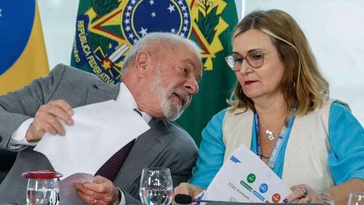 O presidente Luiz Inácio Lula da Silva (PT) e a presidente da Caixa, Rita Serrano