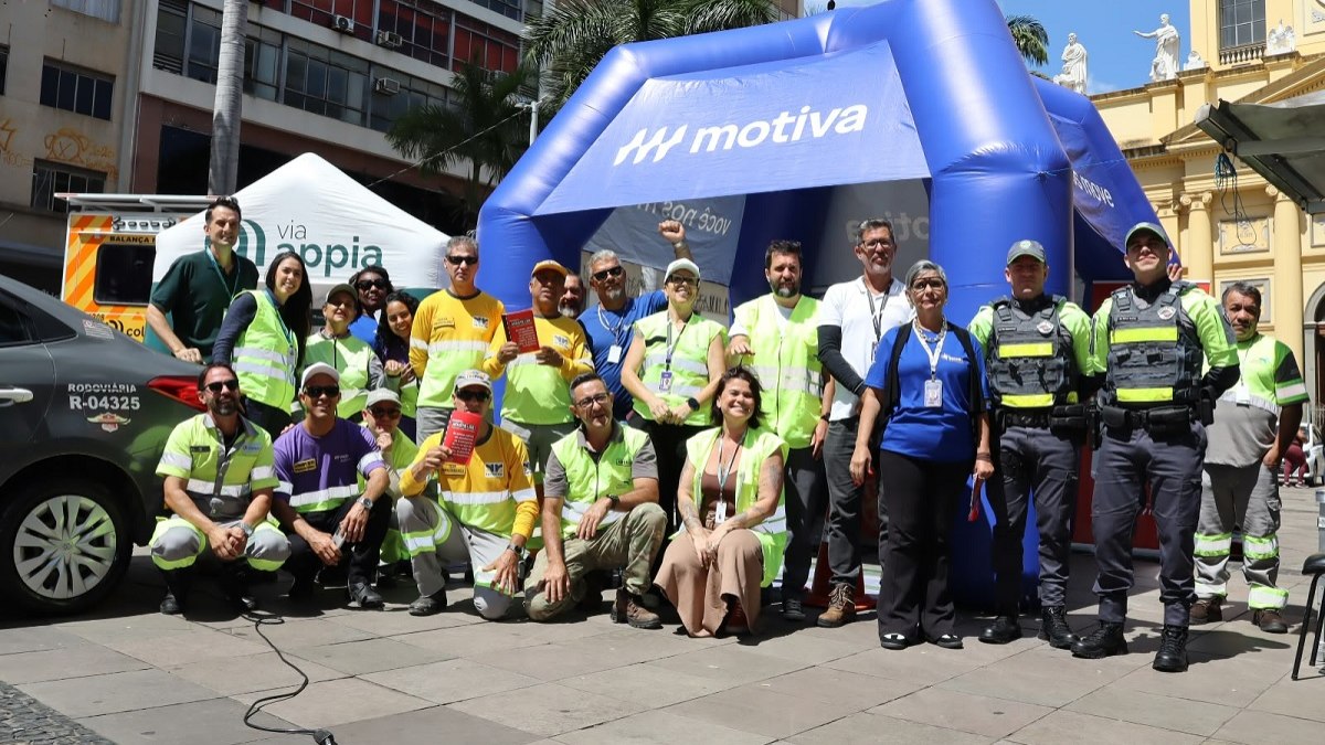 Profissionais que atuam nas rodovias durante evento