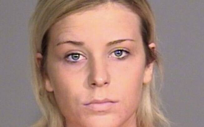 Bartender Lindsey Glass foi indiciada por negligência criminosa por servir álcool para homem que matou oito pessoas