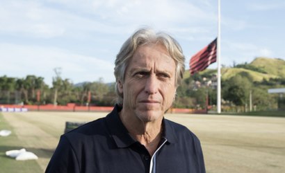 Jorge Jesus viveu momento especial com jogadoras do Flamengo