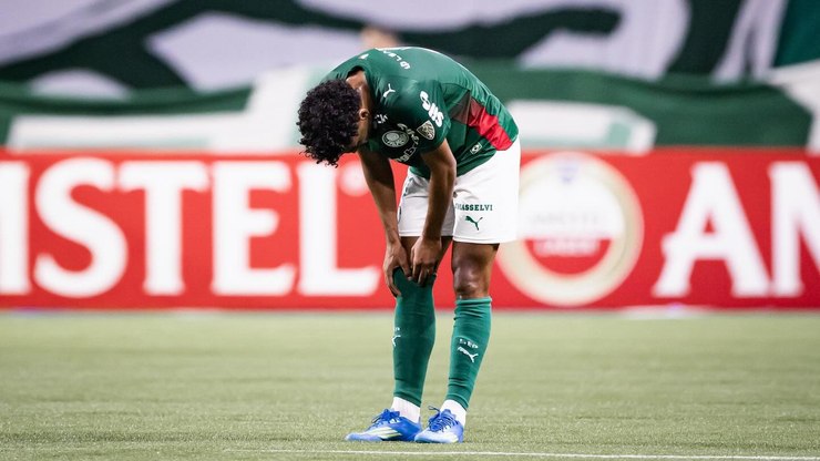 Ex-joia%20do%20Palmeiras%20discute%20com%20torcedor%3A%20%22Me%20deixa%20em%20paz%22